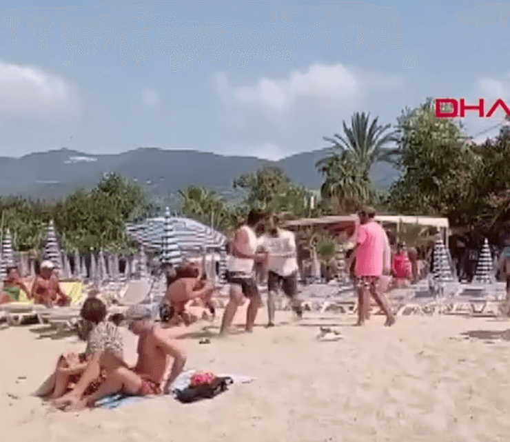 Избили россиянина, россиянин в Турции, недоволен ценой, россиянин шезлонг, в Турции избили россиянина