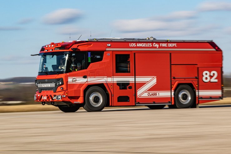 Rosenbauer RTX, пожежний автомобіль, пожежне авто, пожежний електромобіль, електричне пожежне авто