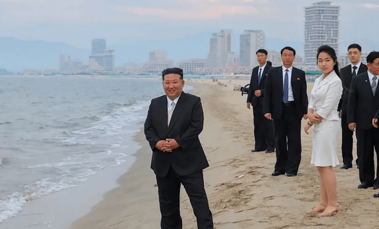 Кім Чен Ин відкриває курорт