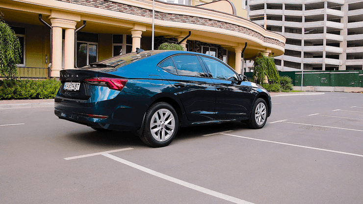 экстерьер новой Skoda Octavia A8 видео обзор и тест-драйв