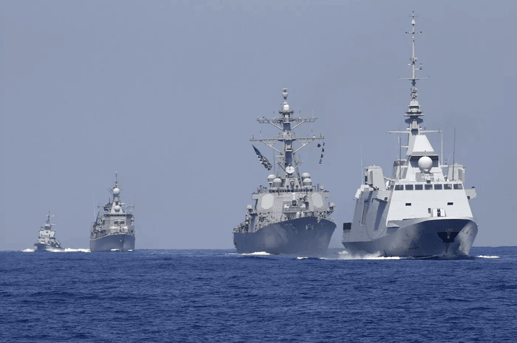 Шарль де Голль, вмс франции, армия франции, боевая доктрина франции, французская армия, доктрина современной войны, боевые действия на воде