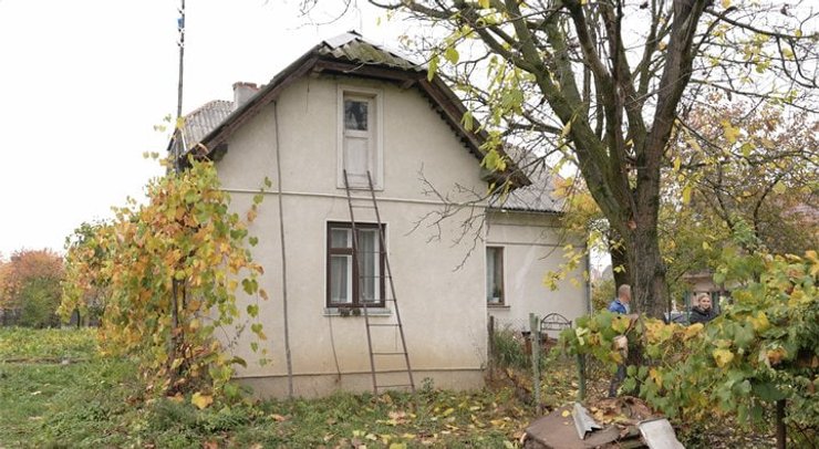 Как выглядит дом в деревне на Прикарпатье