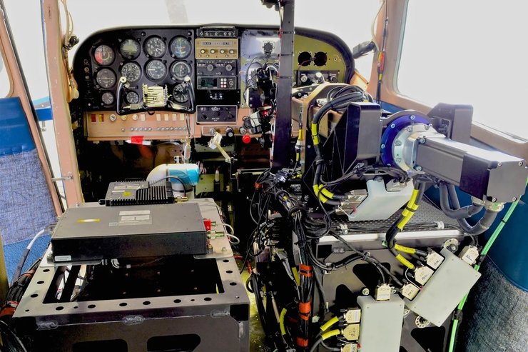 Cessna 206, оборудование