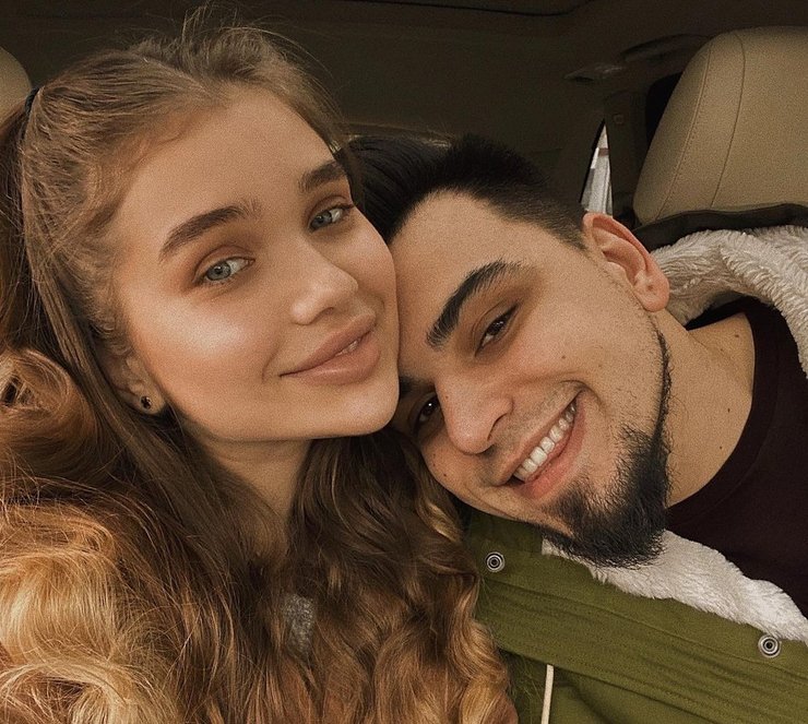 саша бо, игорь пустовит, блогер, блогерша