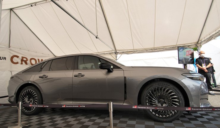 Toyota Crown Sedan, новая Toyota Crown, Toyota Crown, седан Toyota