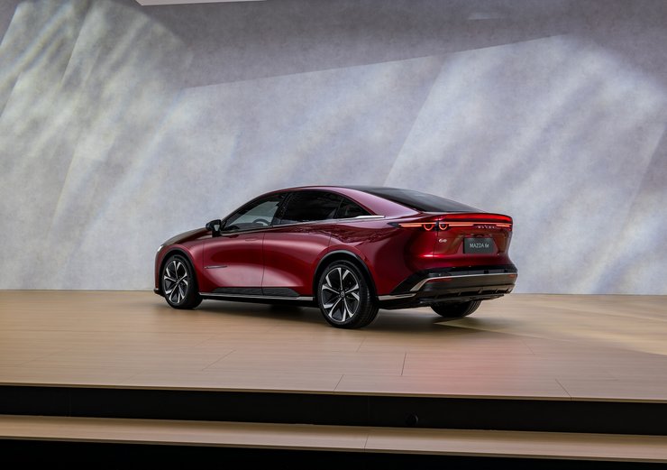 нова Mazda 6e, нова Mazda 6, електромобіль Mazda, Mazda 6 2025