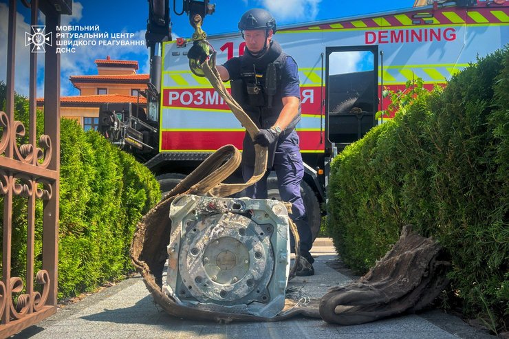 обломки ракеты Х-69