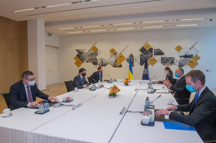 Дмитрий Разумков, НАТО, ПДЧ, Брюссель, Донбасс, Крым