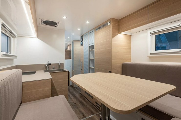 Ford F-550, пикап Ford, дом на колесах, автодом Ford