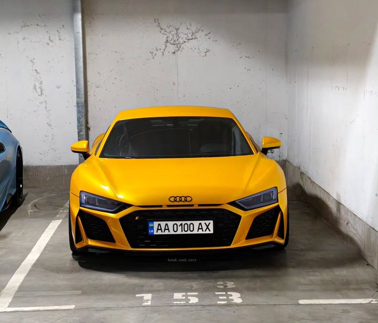 Audi R8