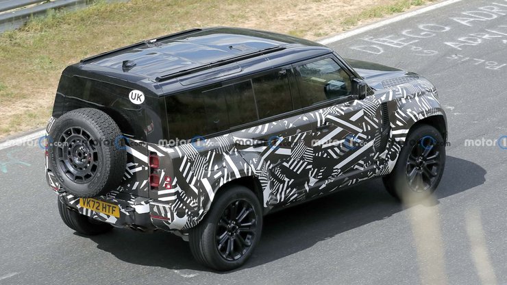 Land Rover Defender SVX