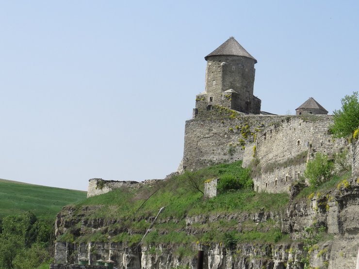 Кам'янець-Подільський, Папська Кармалюкова башта