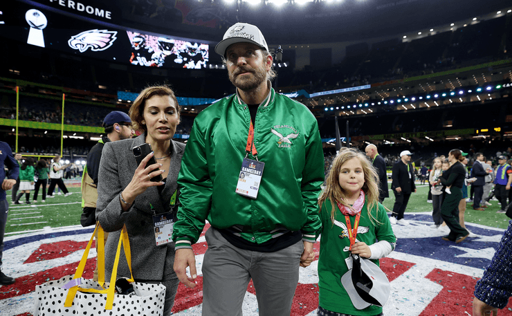 Брэдли Купер с дочерью Леей