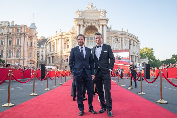 Актор Даніель Брюль, продюсер Марті Грунерт