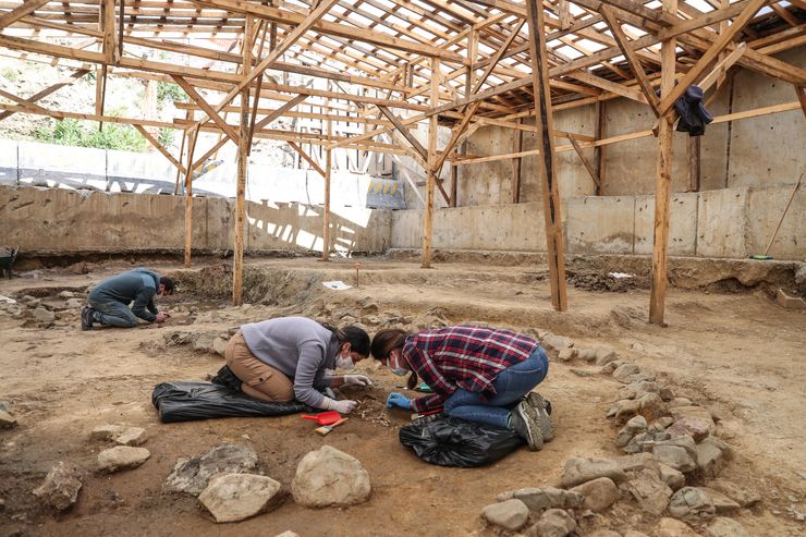 археологи, раскопки в Стамбуле, древние гробницы, древние гробницы в Стамбуле