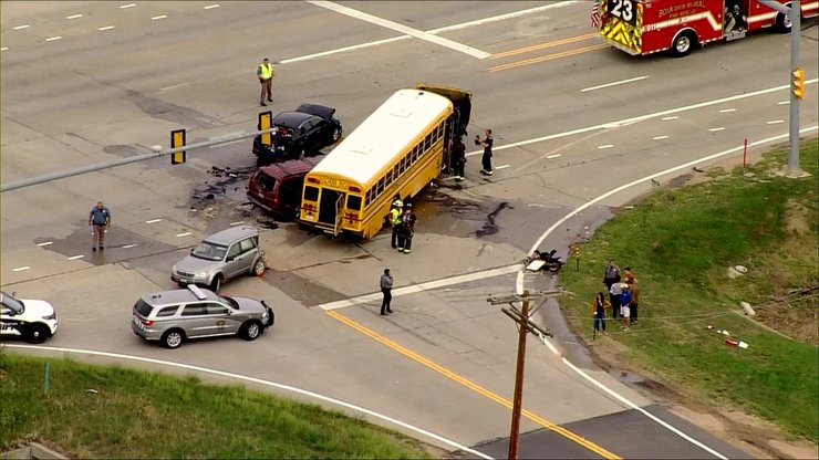 масштабное ДТП, курьезное ДТП, ДТП в США, угон авто, Chevrolet Suburban