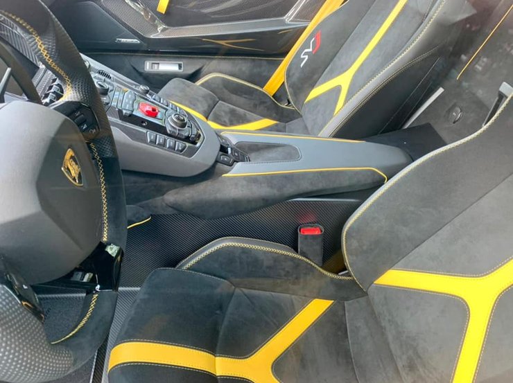 Lamborghini Aventador, таможня, нелегал