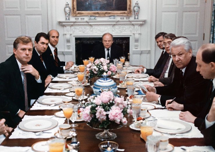 борис ельцин, блэр хаус