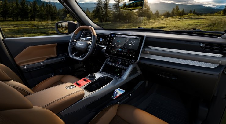 Салон Jeep Recon 2026