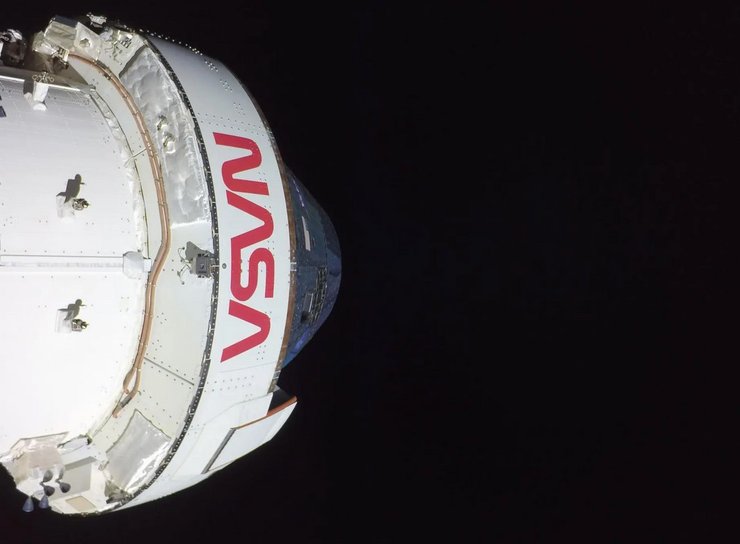 Артеміда 2 корабель Оріон