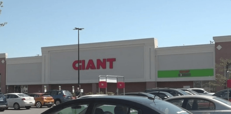 Супермаркет, магазин, продукти, товари, голки, продавець, парковка, Giant