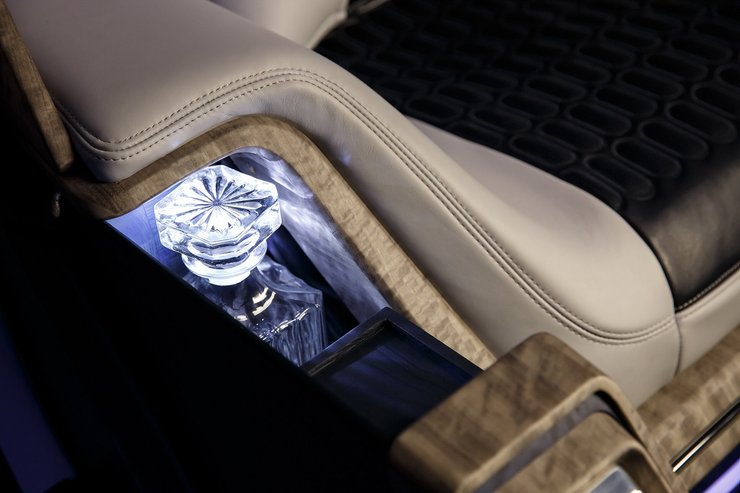 Aznom Palladium интерьер, Aznom Palladium салон, Aznom Palladium бутылка