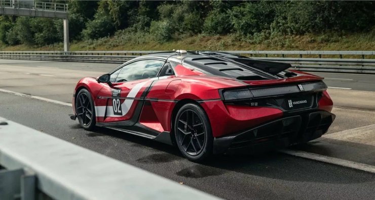 суперкар BYD Yangwang U9 Xtreme