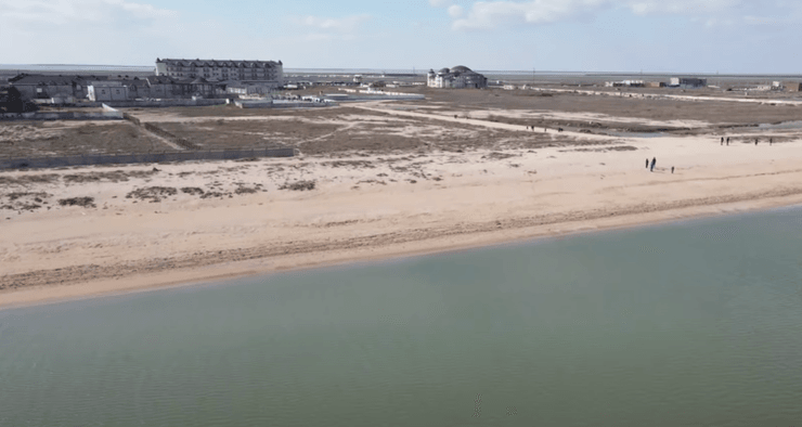 арабатская стрелка, побережье, строительство