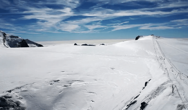 Льодовик Теодул, льодовик, танення льодовиків, приховує багато таємниць, знайшли тіло альпініста, гора Маттерхорн, снігові Альпи, гори,