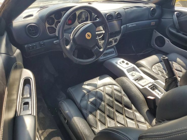 Салон Ferrari 360