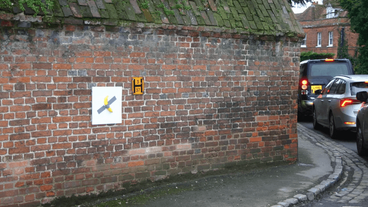 Бананы в деревне, бананы на стенах, шедевры на стенах, произведение искусства, работа художника, шедевр международного уровня