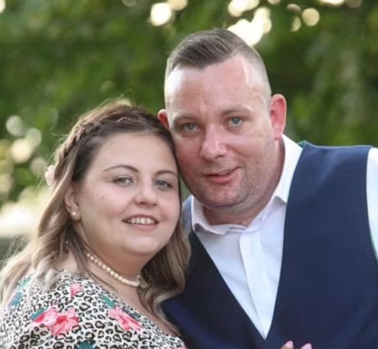 Лотерейный билет, джекпот, выигрыш, деньги, победа, Великобритания, развод, ссоры, скандал, фото