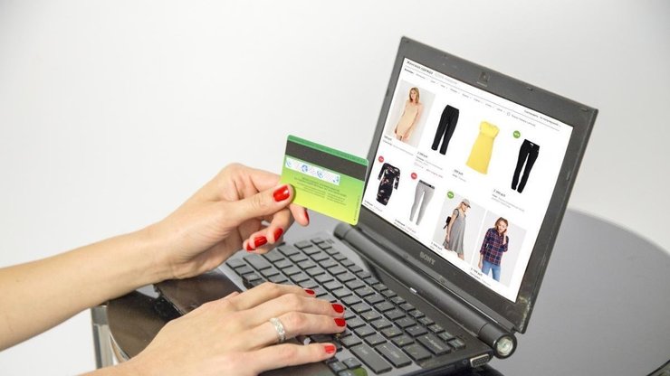 Доставка з інтернет-магазинів – то біль: іноді товар з Китаю приходить швидше, ніж з місцевого складу