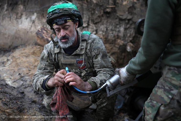 Фото артилериста 38 окремої бригади морської піхоти ЗСУ