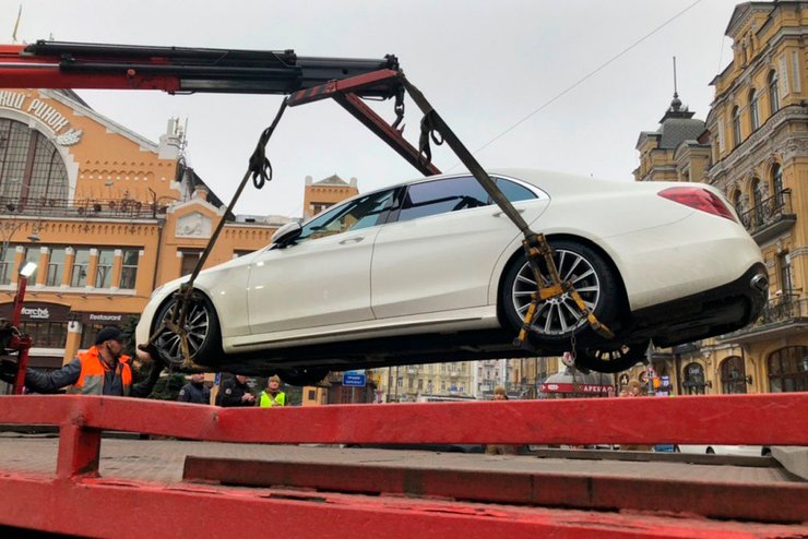 эвакуатор Киев, эвакуаторы в Киеве, эвакуация авто, эвакуация в Киеве