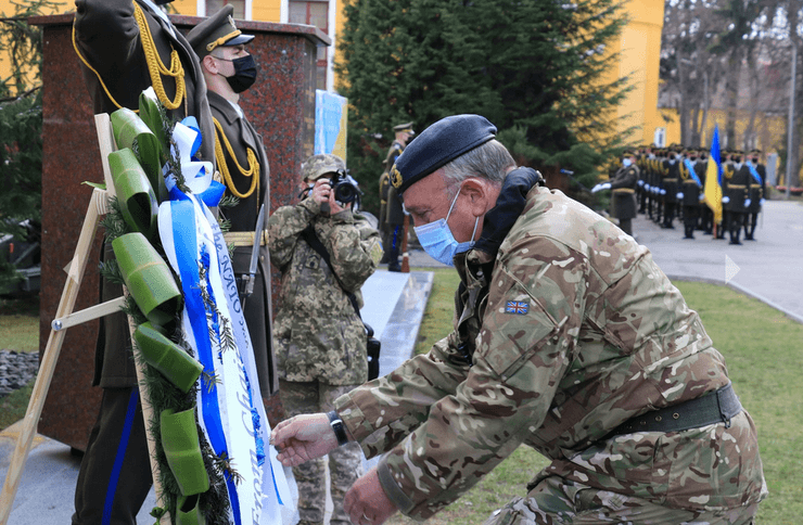 почтение памяти погибших