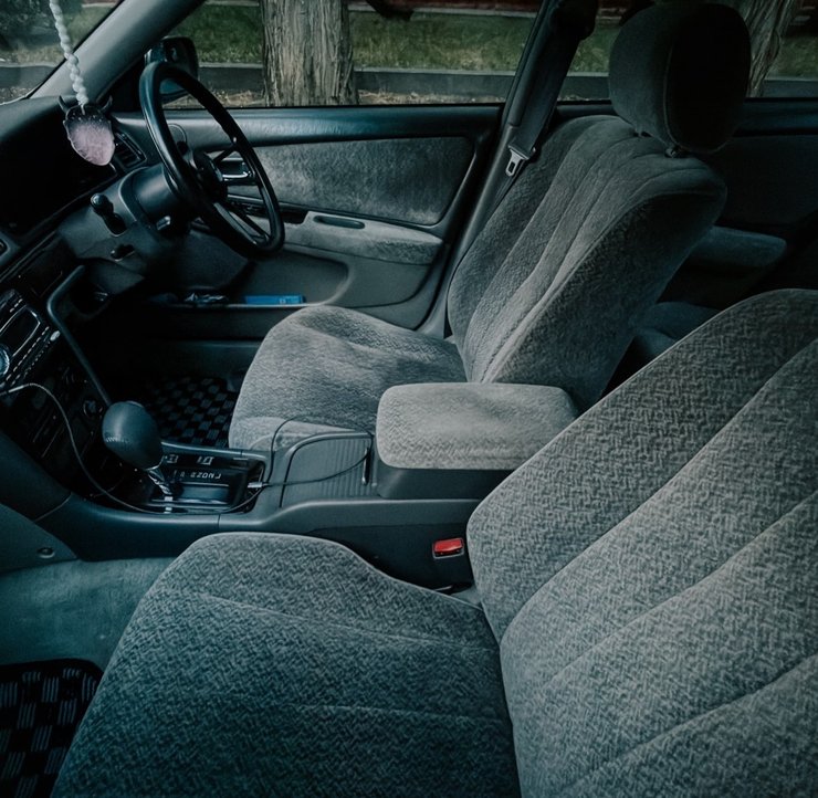 Салон Toyota Mark II