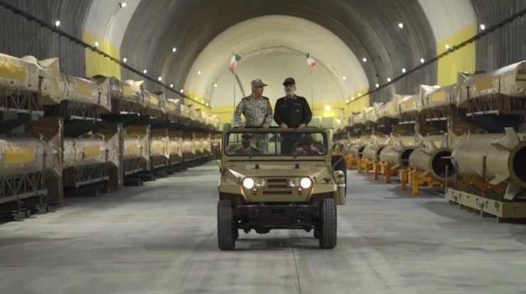 Иранская военная база