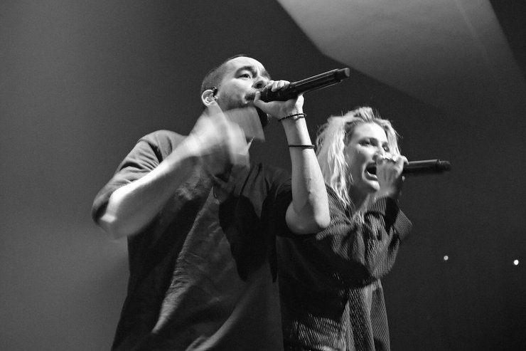 Майк Шинода и Эмили Армстронг