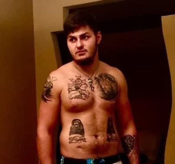 убийство чемпиона, зарезали чемпиона