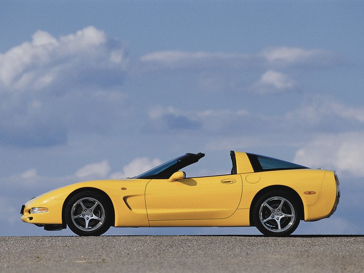 Chevrolet Corvette 1999, Chevrolet Corvette Stingray, Chevrolet Corvette ZR1, история Chevrolet Corvette