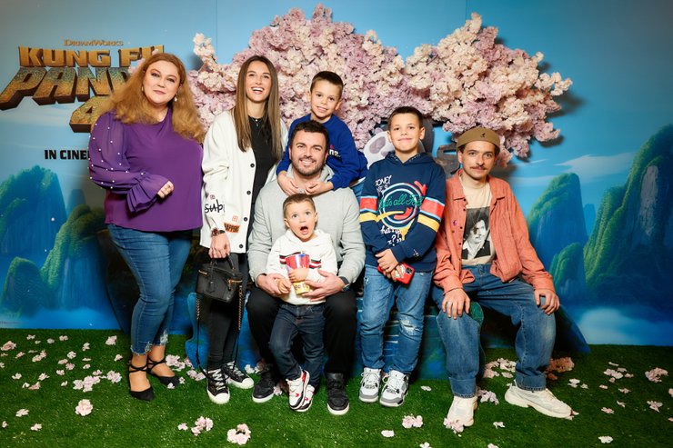 Сім'я Решетніков, Василь Байдак, Леся Самаєва