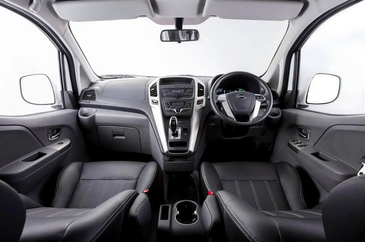 Новий BYD M3, BYD M3, BYD ETP3, електромобіль BYD, китайський електромобіль