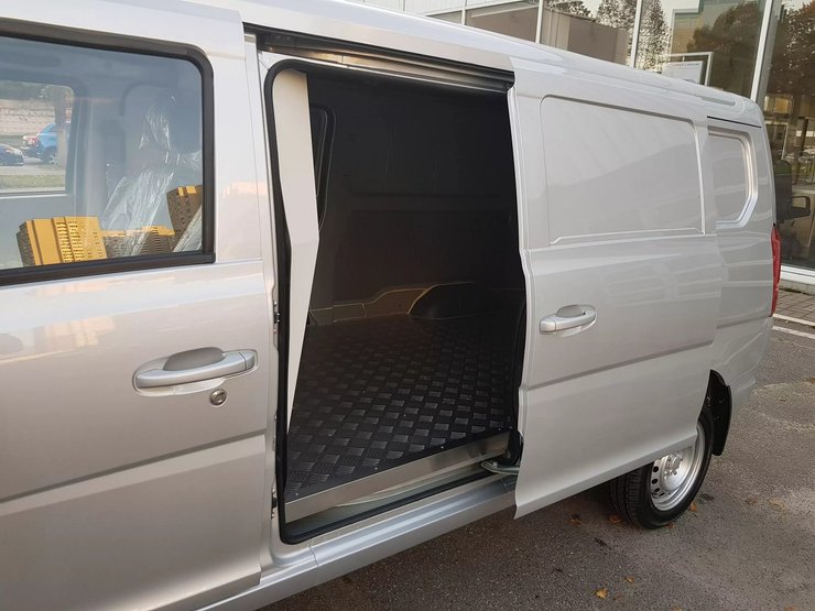 Logistar 200, Cenntro Logistar 200, китайський електромобіль, електричний фургон, вантажний електромобіль