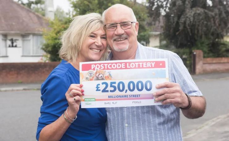 Американка виграла в лотерею 330 тисяч доларів, але спочатку не знала про це, лотерея, виграш, гроші, джекпот