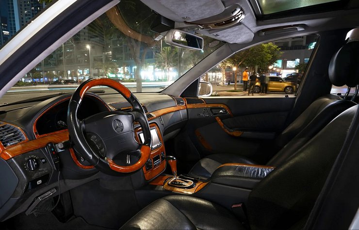 салон Mercedes S-Class W220, Mercedes S63 AMG, Mercedes S-Class