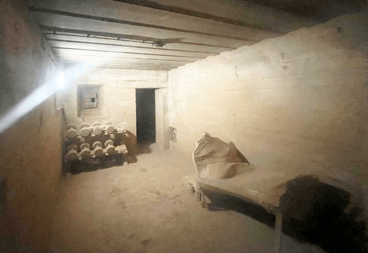 Раскопки бункера