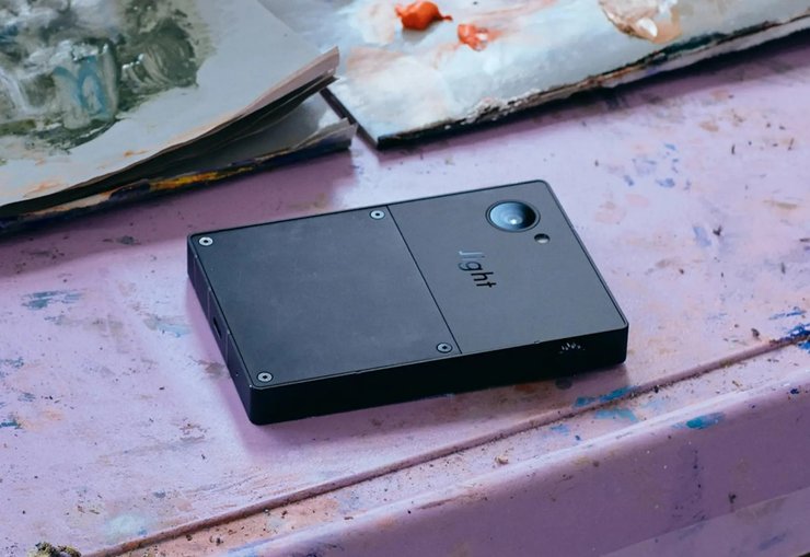 Телефон, Light Phone III, фото