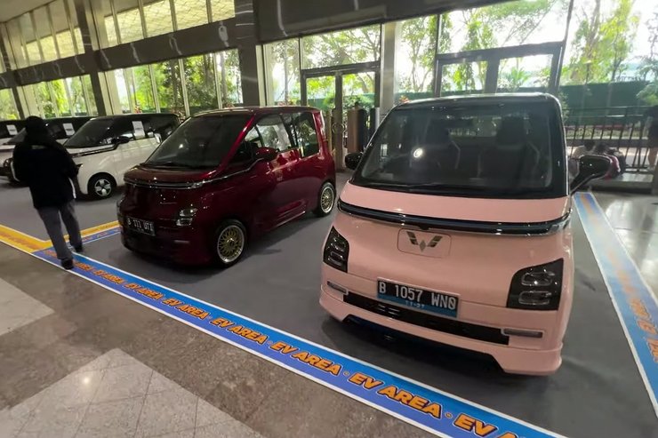 Indonesia Modification Expo Wuling Air