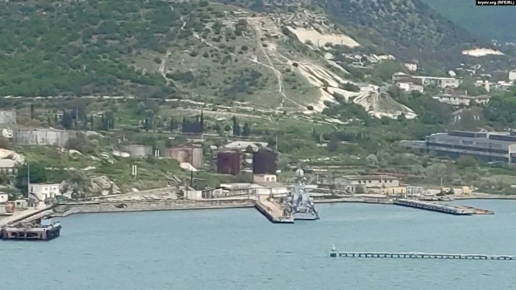 Графская бухта корабли Крым судна ракетное оружие оккупанты ЧМФ РФ